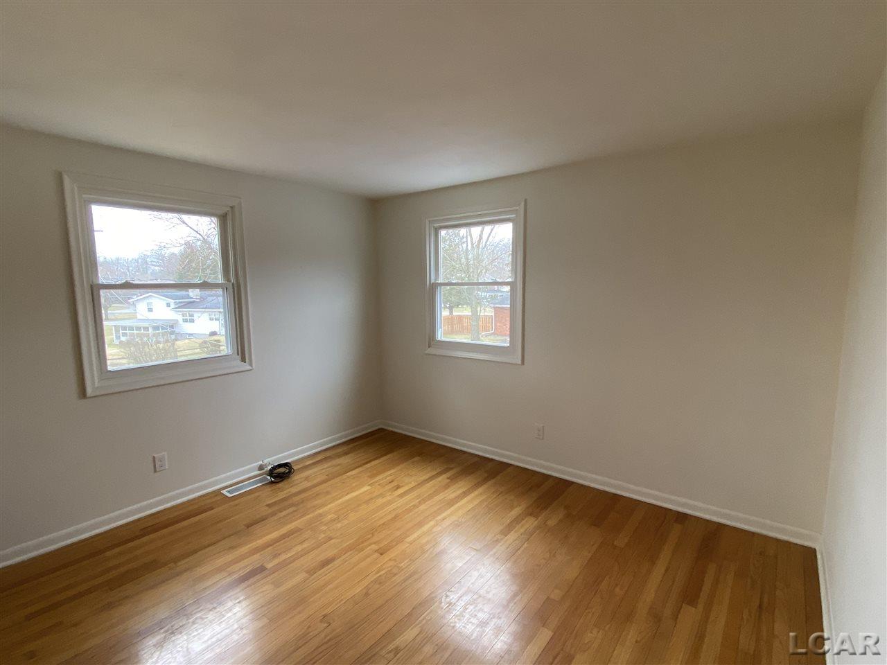 1215 Trenton Road Adrian, MI 49221 - Photo 12 of 23