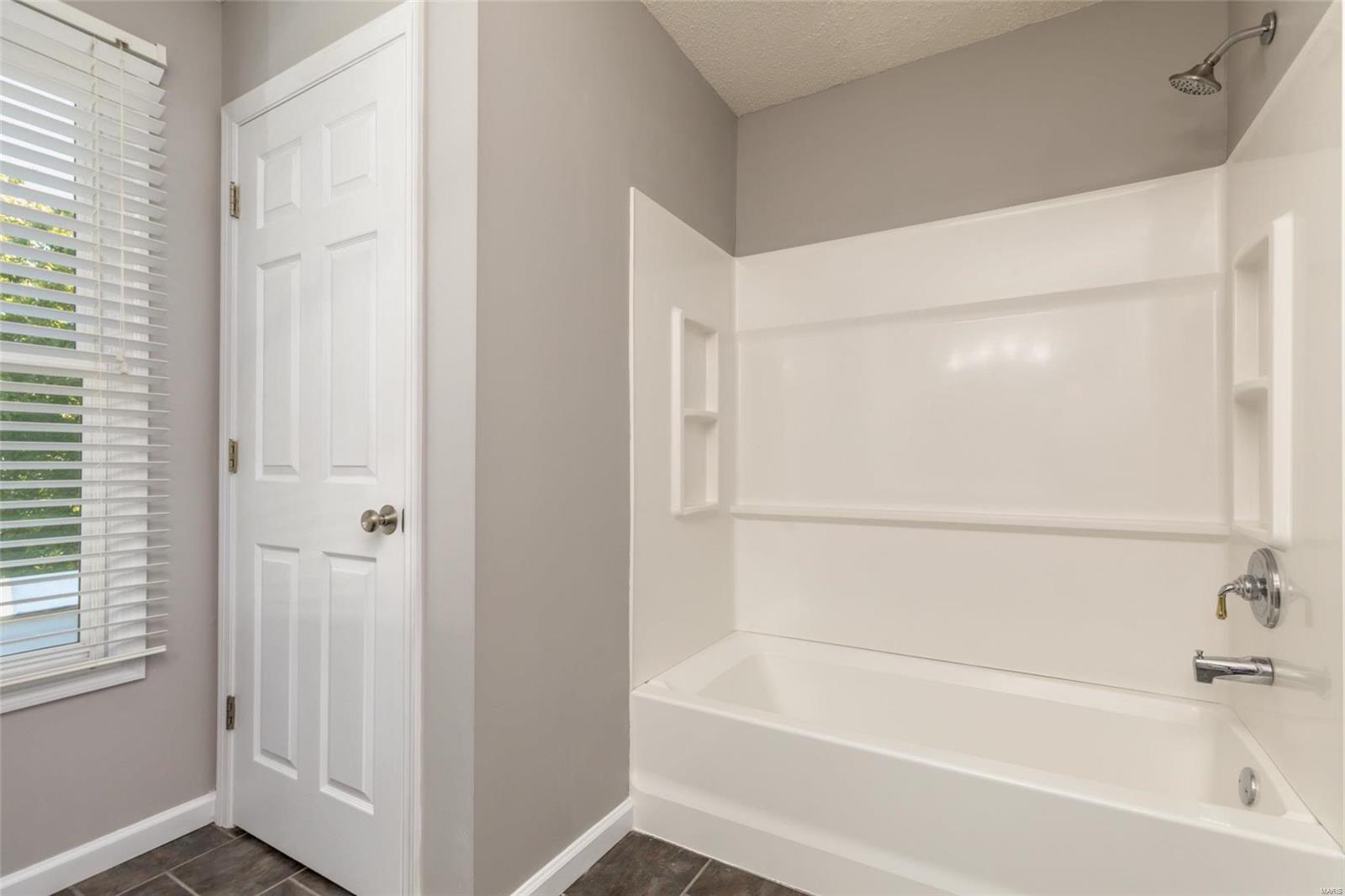 3665 Arpent Street, Unit D2 St. Charles, MO 63301 - Photo 16 of 25