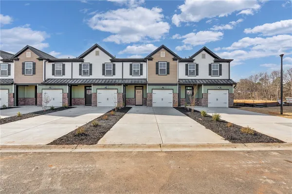 $232,900 | 413 Belgrove Way, Easley, SC 29640