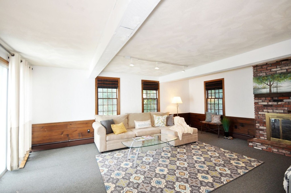 6 Bicentennial Drive Lexington, MA 02421 - Photo 7 of 22 Gallery Image 7