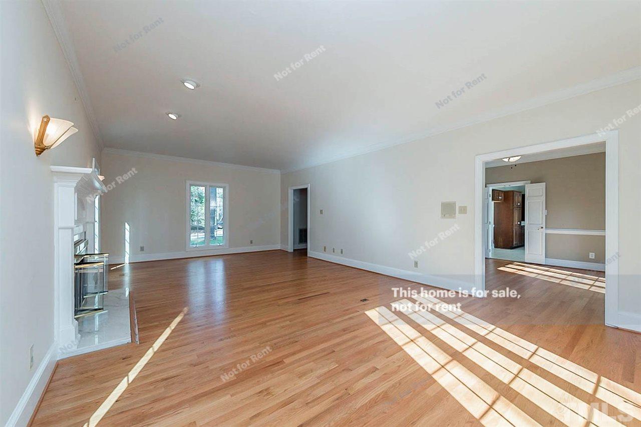 625 Downpatrick Lane Raleigh, NC 27615 - Photo 8 of 28