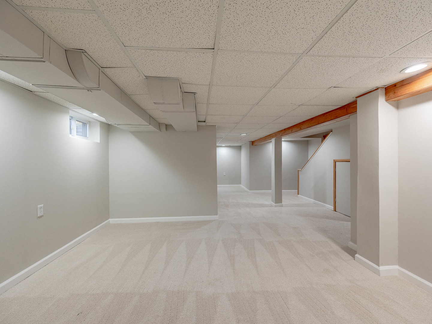 805 Spring Road Elmhurst, IL 60126 - Photo 12 of 16 a view of a livingroom with an empty space