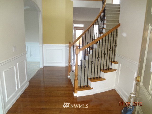 21125 37th Avenue Southeast Bothell, WA 98021 - Photo 5 of 10