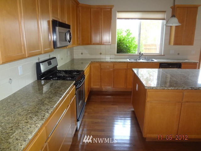 21125 37th Avenue Southeast Bothell, WA 98021 - Photo 6 of 10