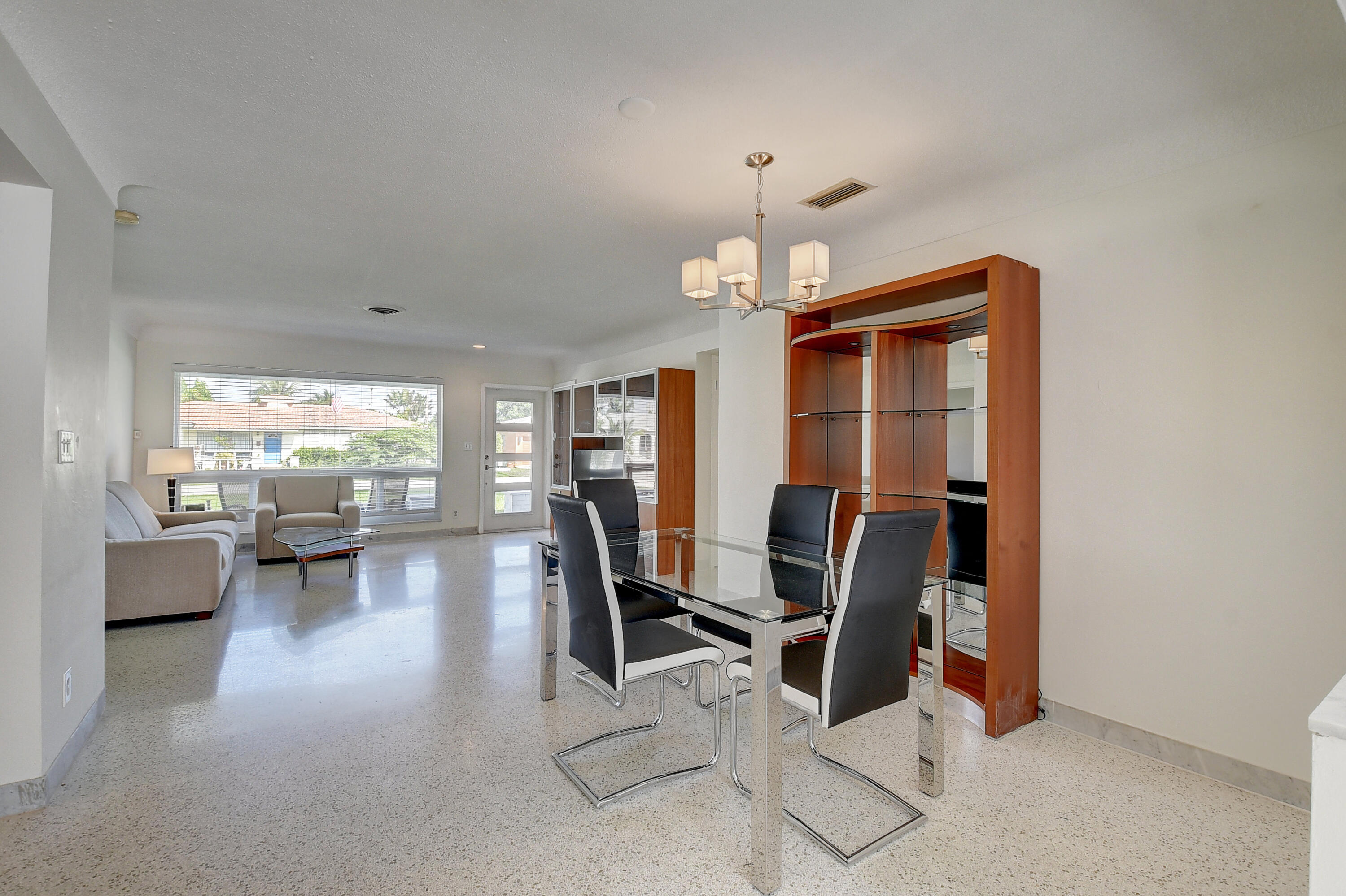 232 Northeast 31st Street Boca Raton, FL 33431 - Photo 9 of 53 08_dsc_0272_3_4_5_6
