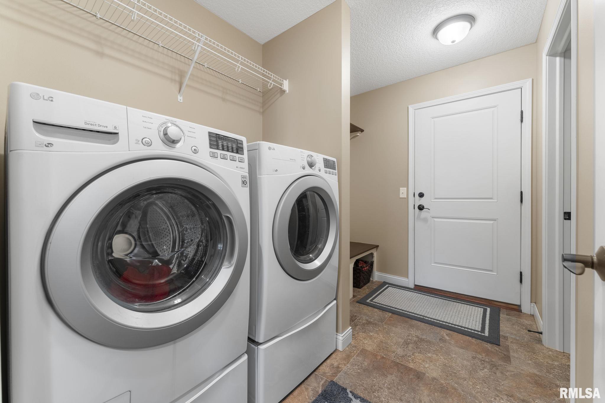 5814 Emily Road Bettendorf, IA 52722 - Photo 18 of 25 Gallery Image 18