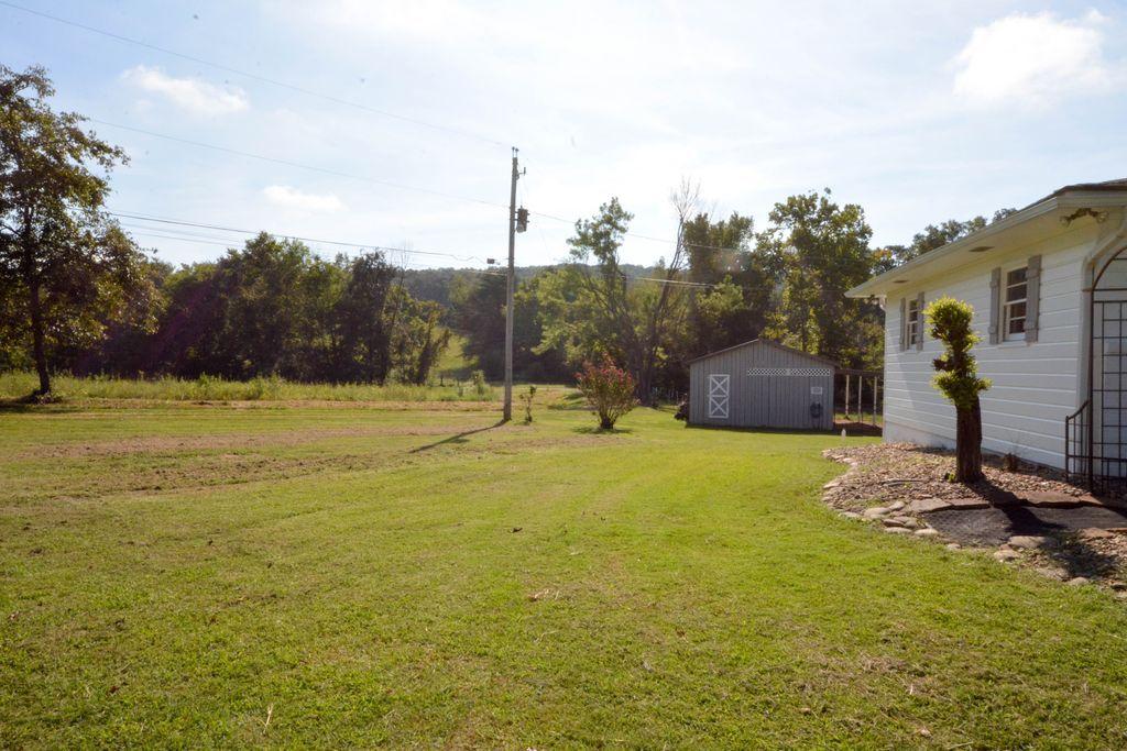 10416 Old Rutledge Pike Mascot, TN 37806 - Photo 25 of 31 ISmykh940nyc2m0000000000