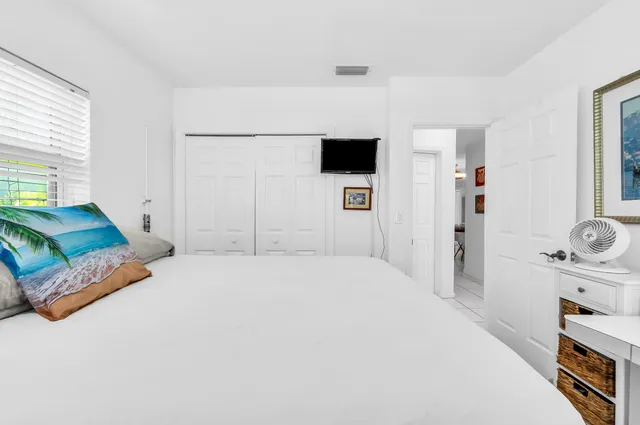 $6,000 | 4799 Northwest 5th Avenue, Boca Raton, FL 33431