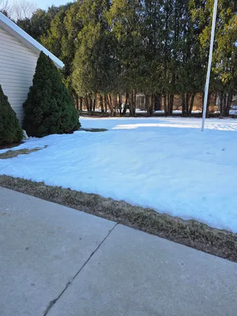 $385,000 | 3601 Michigan Avenue, Manitowoc, WI 54220