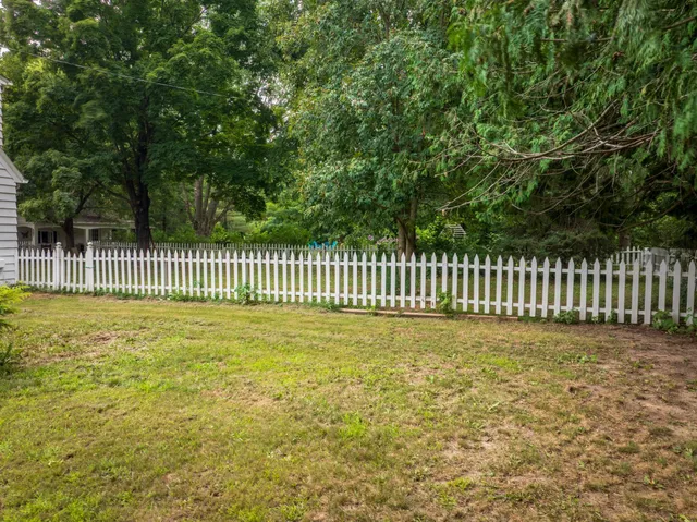 $295,000 | 507 Old Highway 61 North, Hinckley, MN 55037