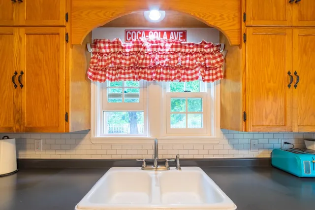 $295,000 | 507 Old Highway 61 North, Hinckley, MN 55037