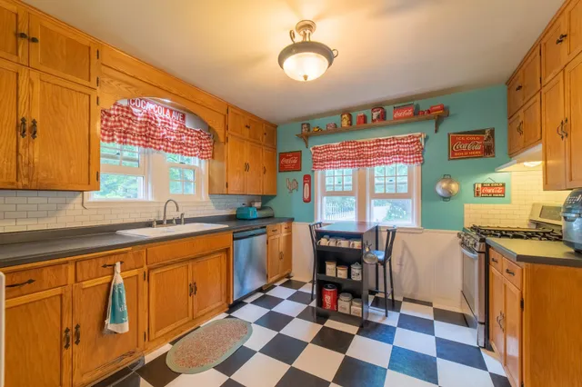 $295,000 | 507 Old Highway 61 North, Hinckley, MN 55037