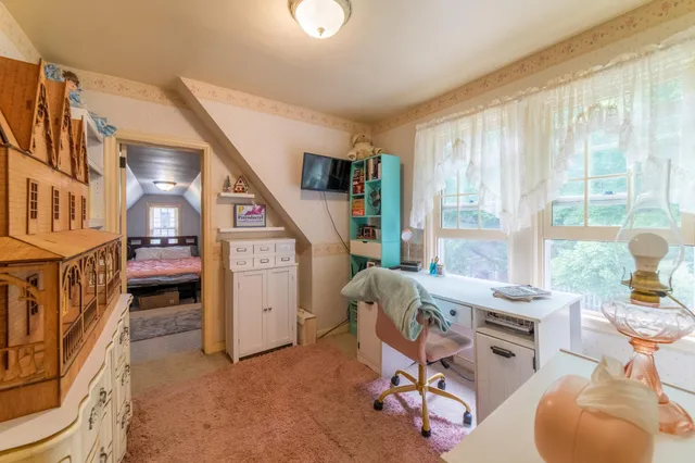 $295,000 | 507 Old Highway 61 North, Hinckley, MN 55037