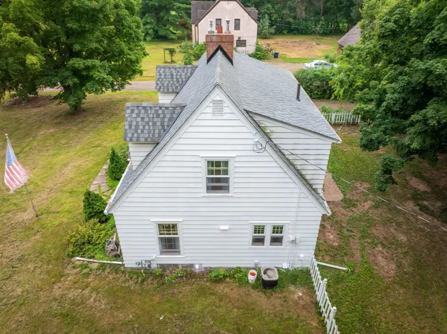 $295,000 | 507 Old Highway 61 North, Hinckley, MN 55037