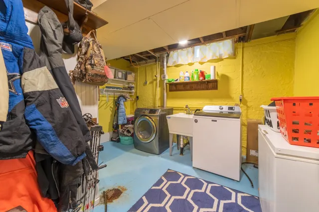 $295,000 | 507 Old Highway 61 North, Hinckley, MN 55037