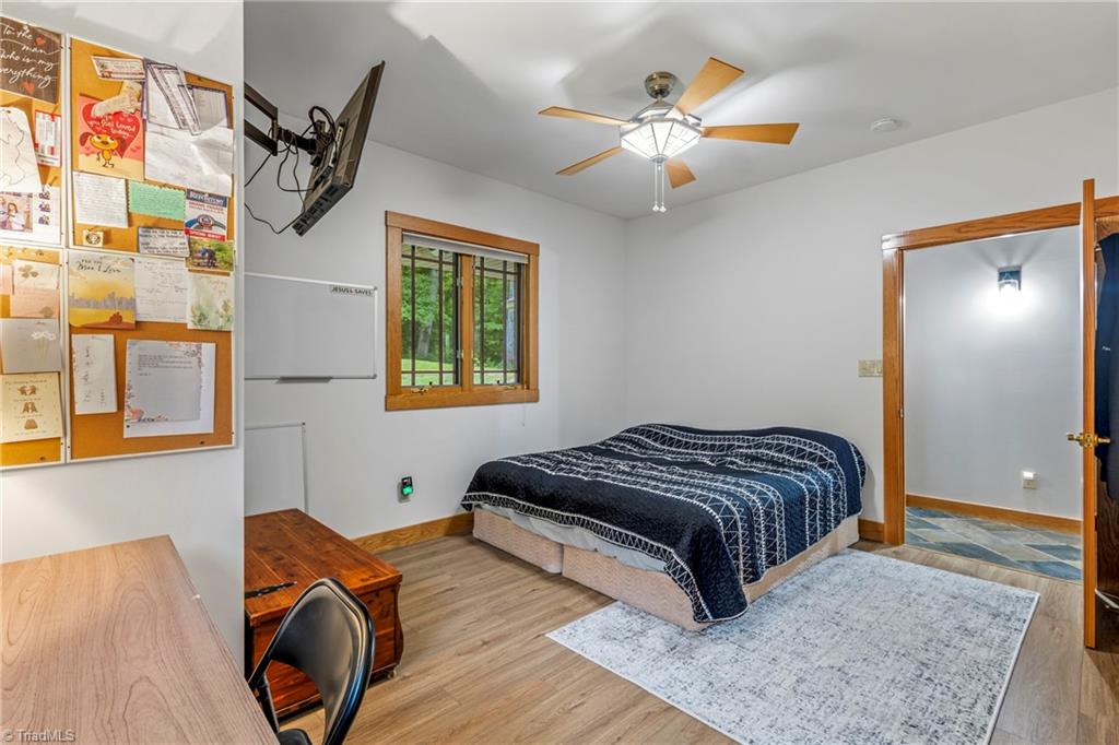 381 Hunters Point Lexington, NC 27295 - Photo 32 of 45 Gallery Image 32