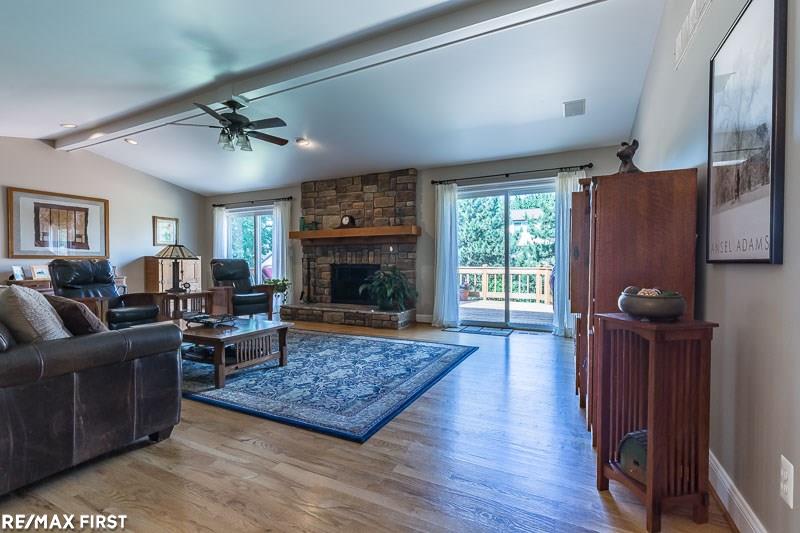 2096 Winchester Road Rochester Hills, MI 48307 - Photo 8 of 49