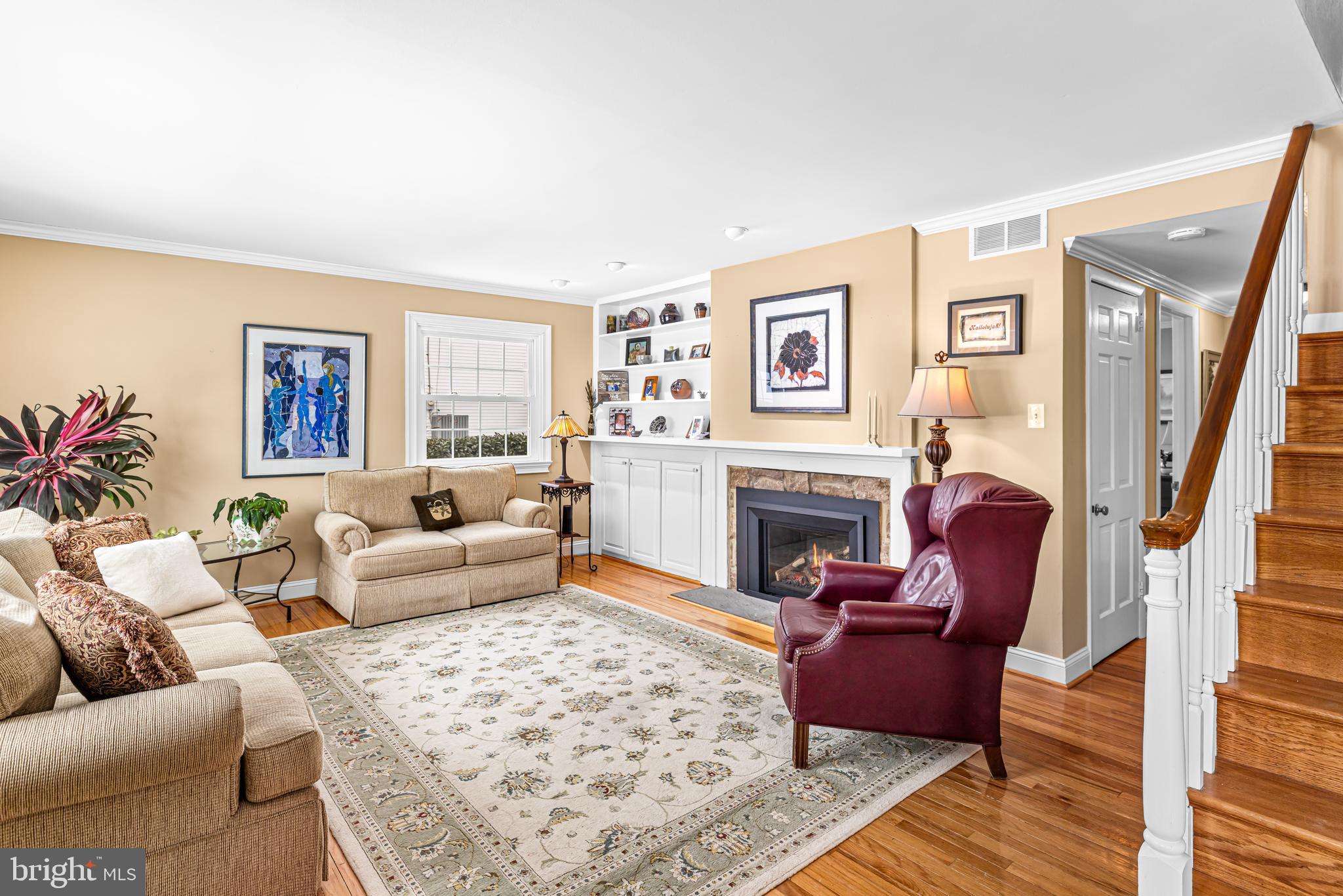 1061 Kipling Road Jenkintown, PA 19046 - Photo 3 of 26 Living Room