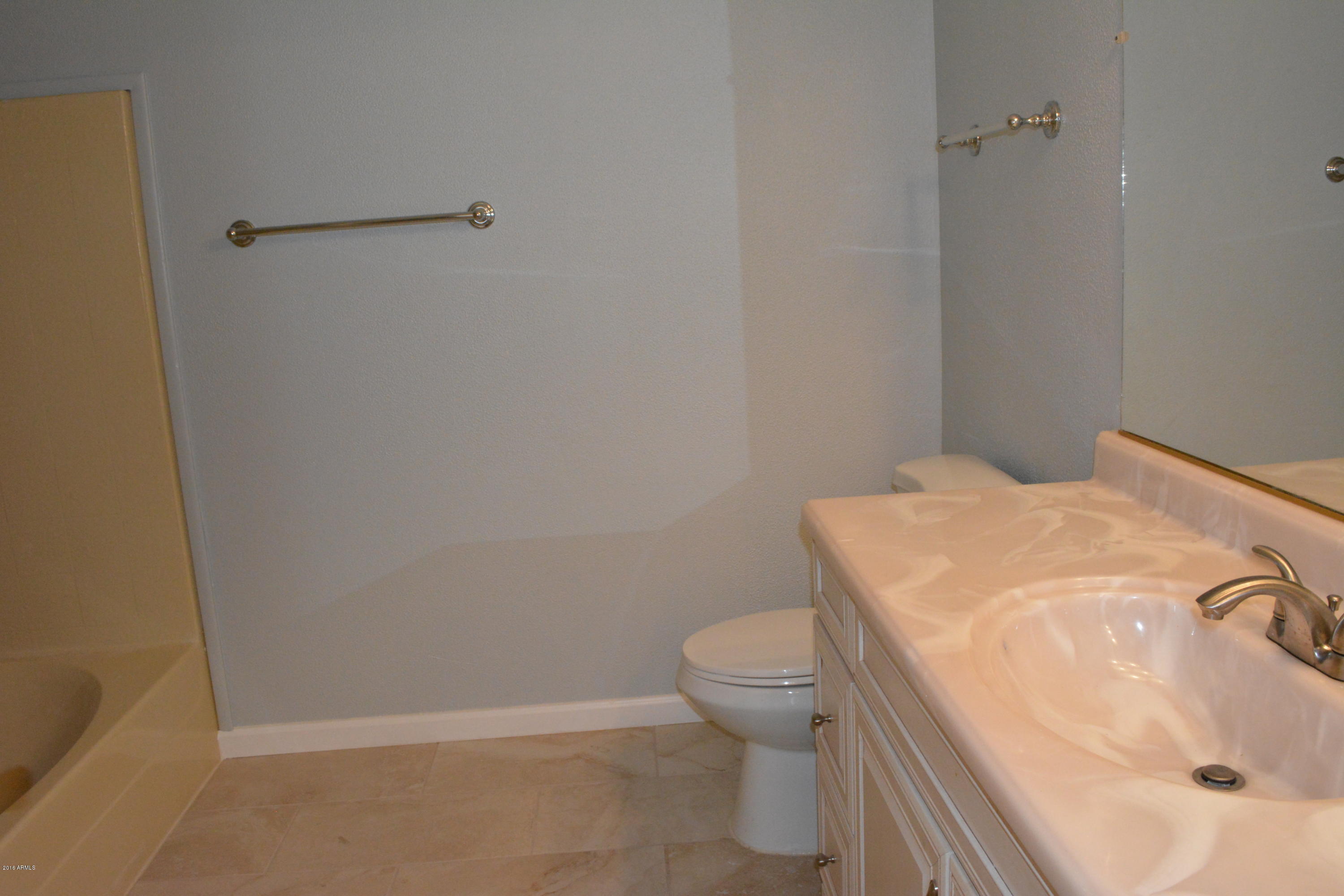 108 North Lakeshore Road Payson, AZ 85541 - Photo 13 of 17 Master Bath