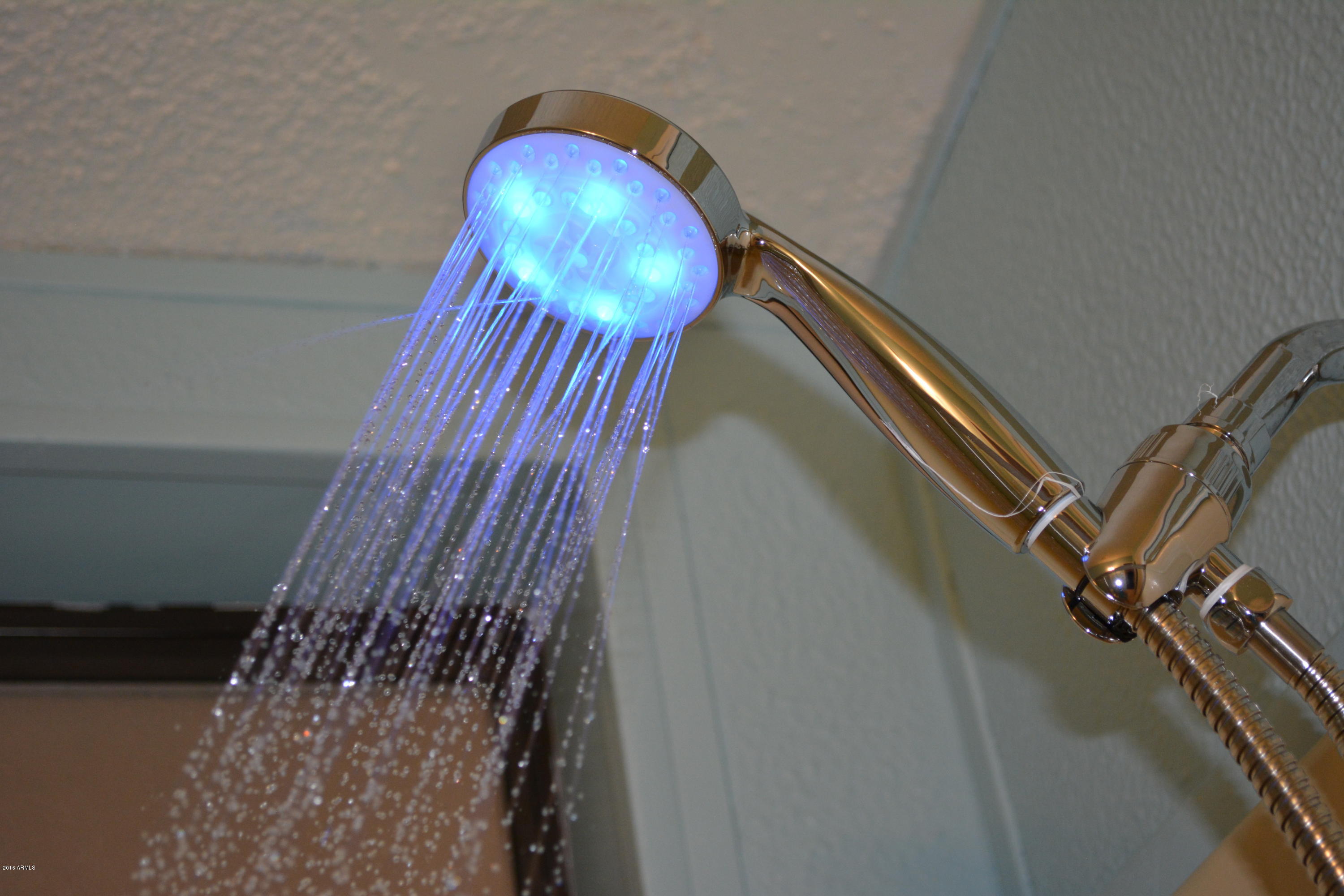 108 North Lakeshore Road Payson, AZ 85541 - Photo 16 of 17 LED Shower Head in Main Bath