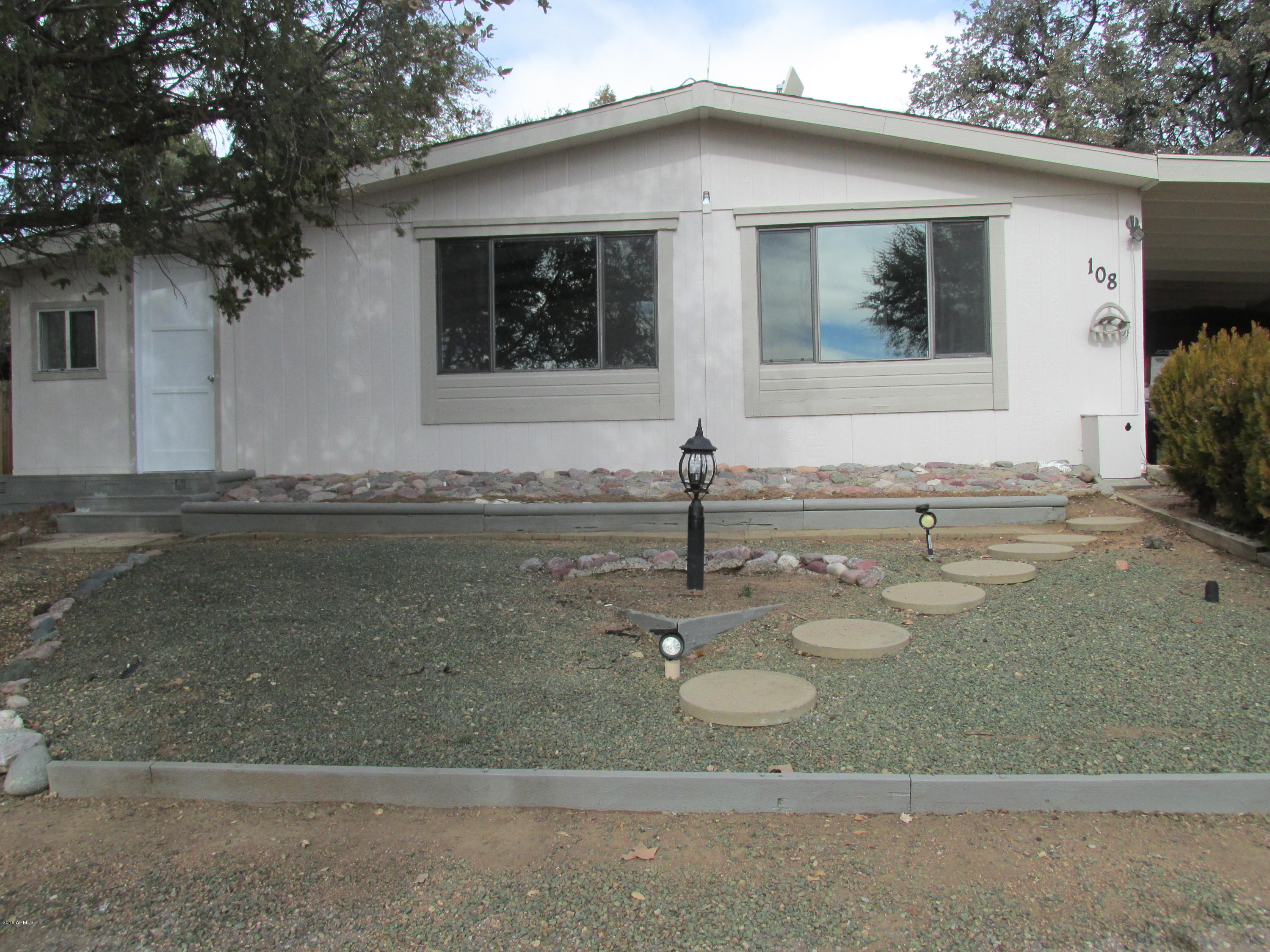 108 North Lakeshore Road Payson, AZ 85541 - Photo 2 of 17 Front