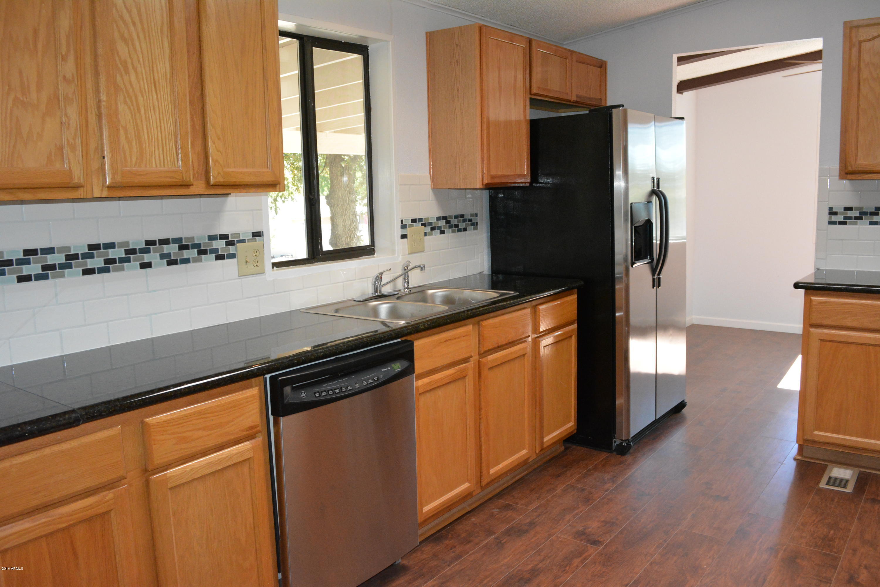 108 North Lakeshore Road Payson, AZ 85541 - Photo 5 of 17 Kitchen