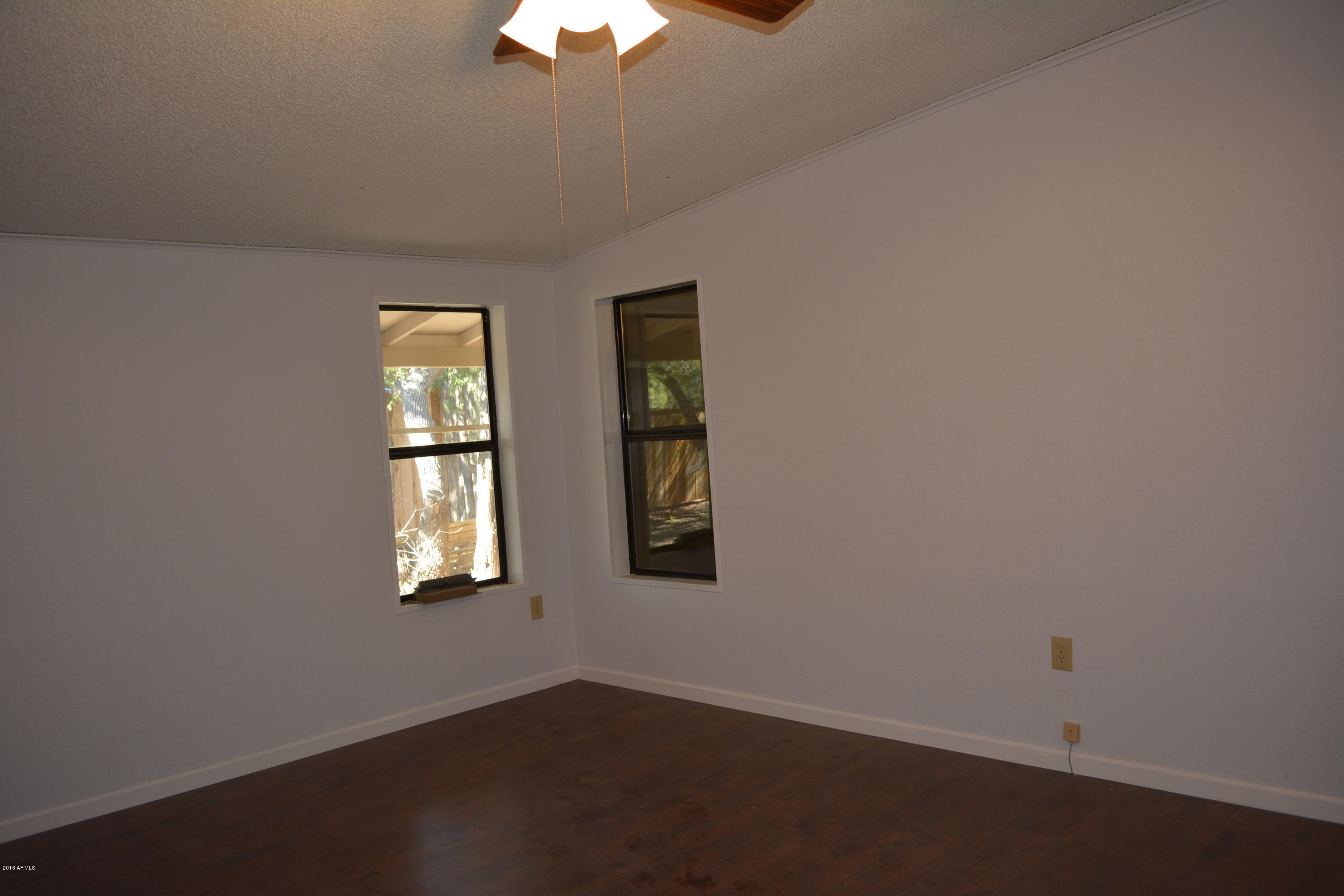 108 North Lakeshore Road Payson, AZ 85541 - Photo 10 of 17 Master Bedroom
