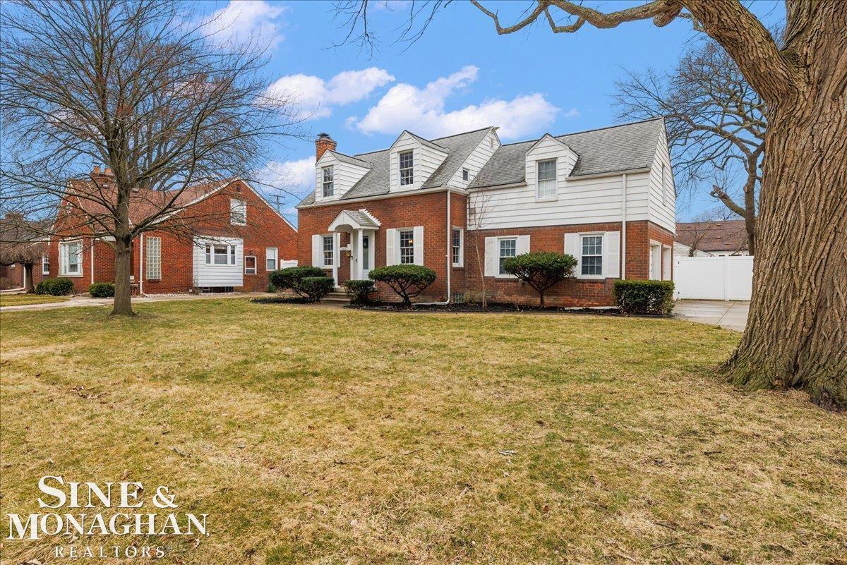 2207 Hawthorne Road Grosse Pointe, MI 48236 - Photo 41 of 42 50170011-0c8886a8-c6e5-4be5-9f05-ed0271e2f7d9.JPG