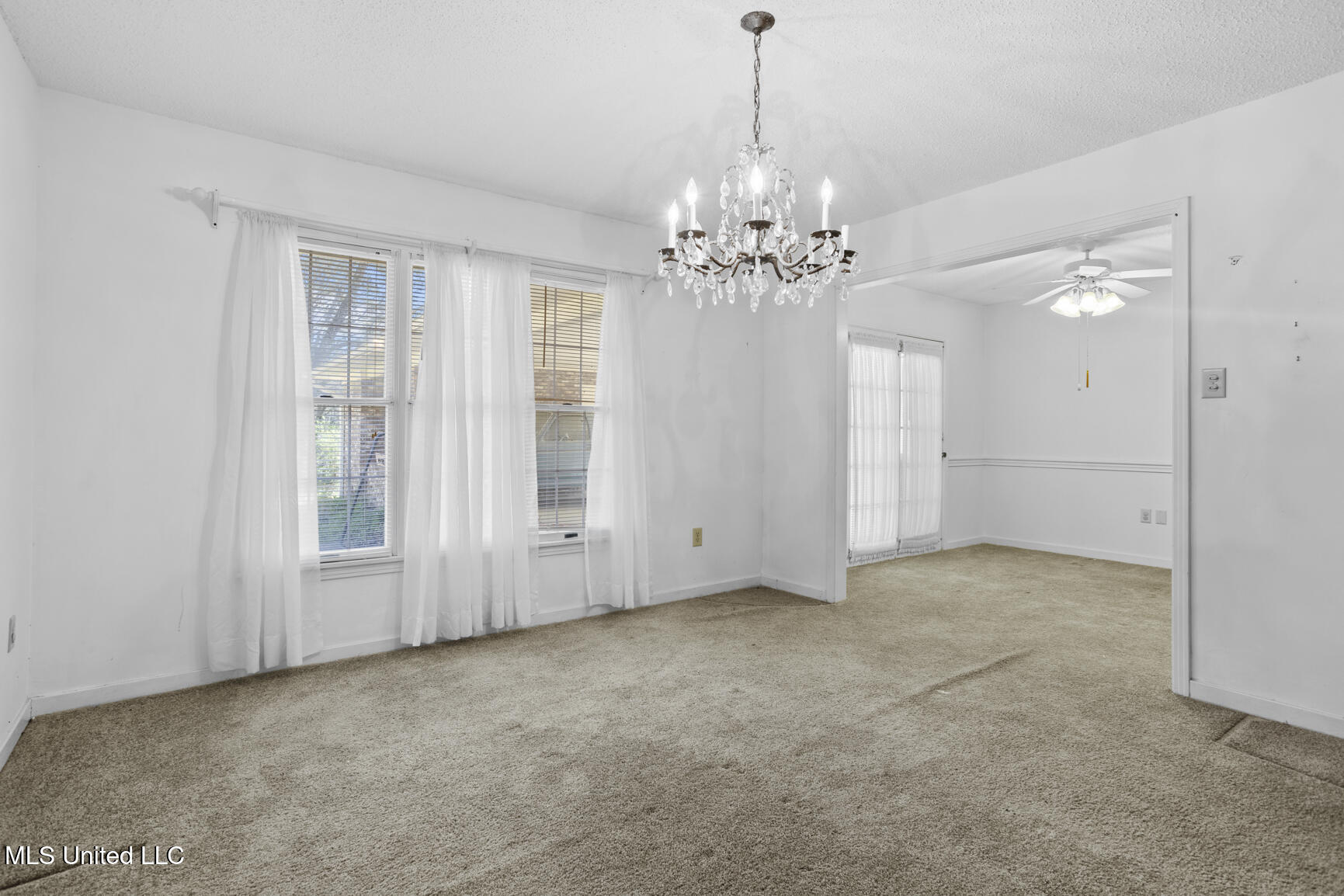 1054 Westbury Square Jackson, MS 39212 - Photo 14 of 21 1000052740