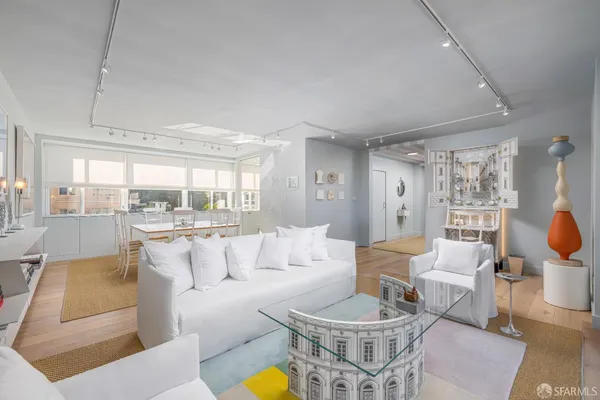 $1,650,000 | 1080 Chestnut Street, Unit 3B, San Francisco, CA 94109