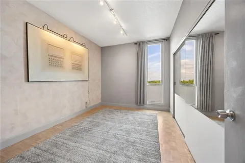 $320,000 | 3060 Pharr Ct N Northwest, Unit 615, Atlanta, GA 30305