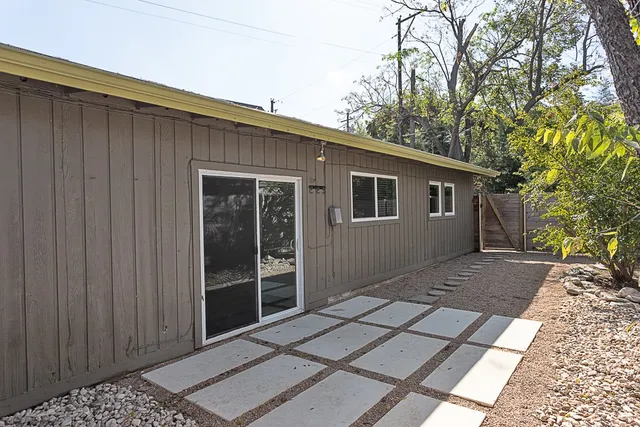 $2,095 | 1119 Mariposa Drive, Unit B, Austin, TX 78704