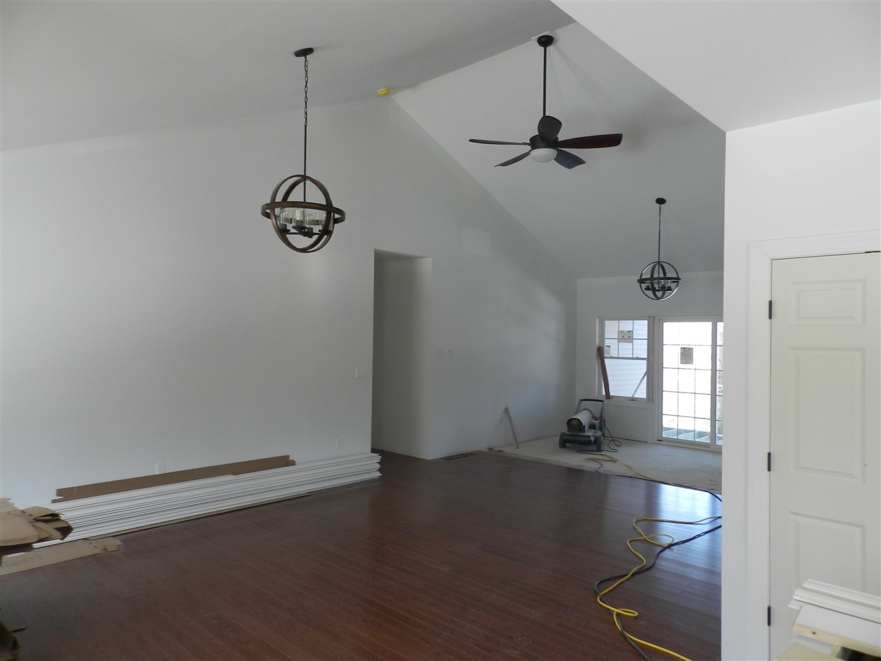 36 Shakespeare Road, Unit 25 Rochester, NH 03839 - Photo 2 of 8