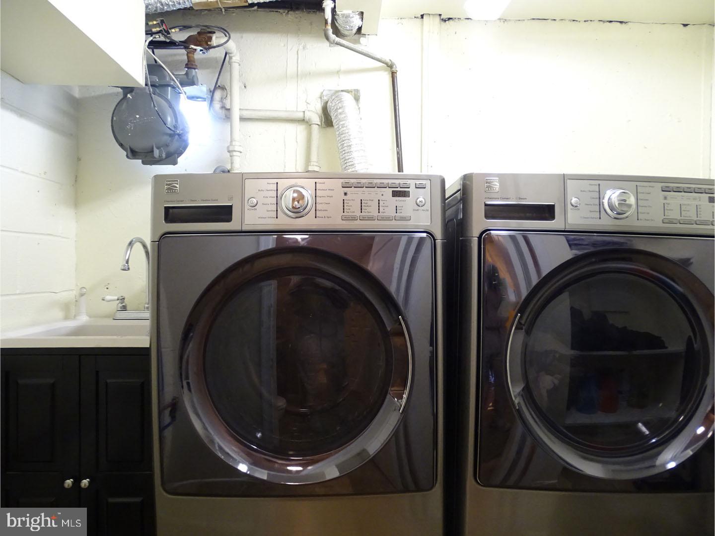 3222 Rhett Road Philadelphia, PA 19154 - Photo 17 of 22 Laundry Room