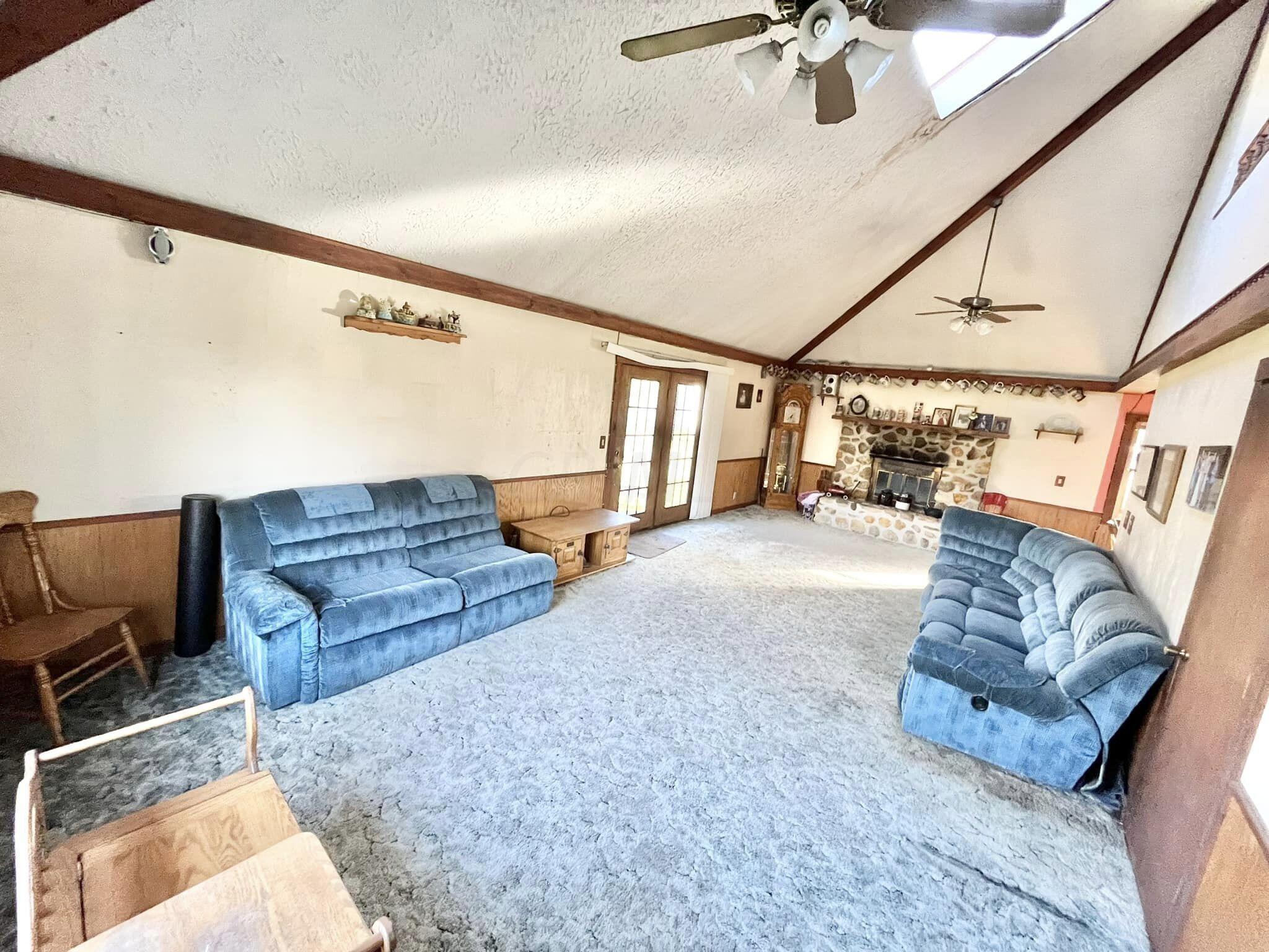 18599 Scott Road Mount Vernon, OH 43050 - Photo 11 of 47 9