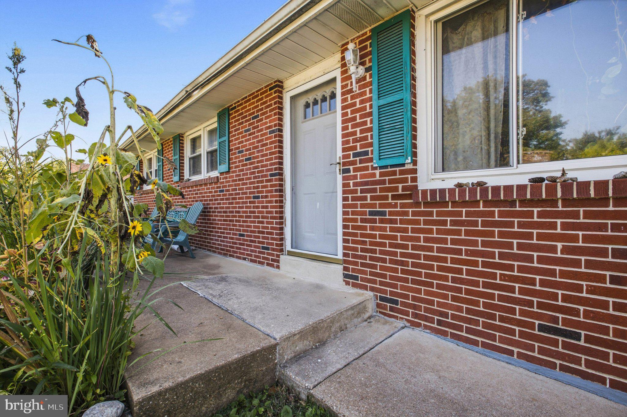 1221 Stinsford Road Newark, DE 19713 - Photo 2 of 15 Gallery Image 2