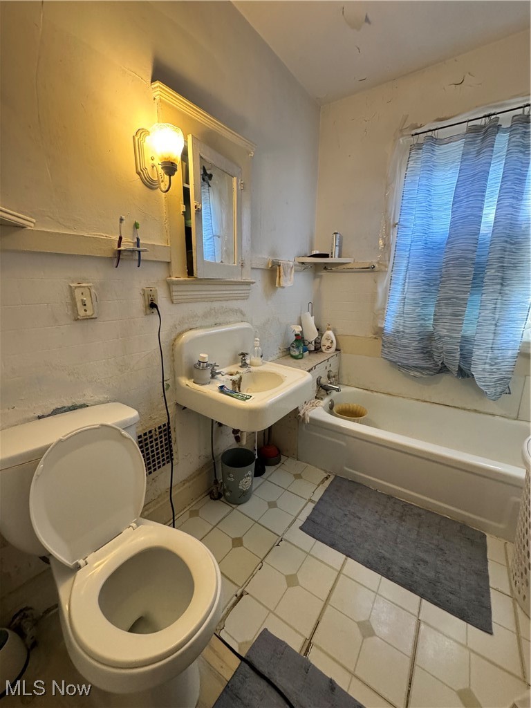 3190-3192 Scranton Road Cleveland, OH 44109 - Photo 22 of 43 Gallery Image 22
