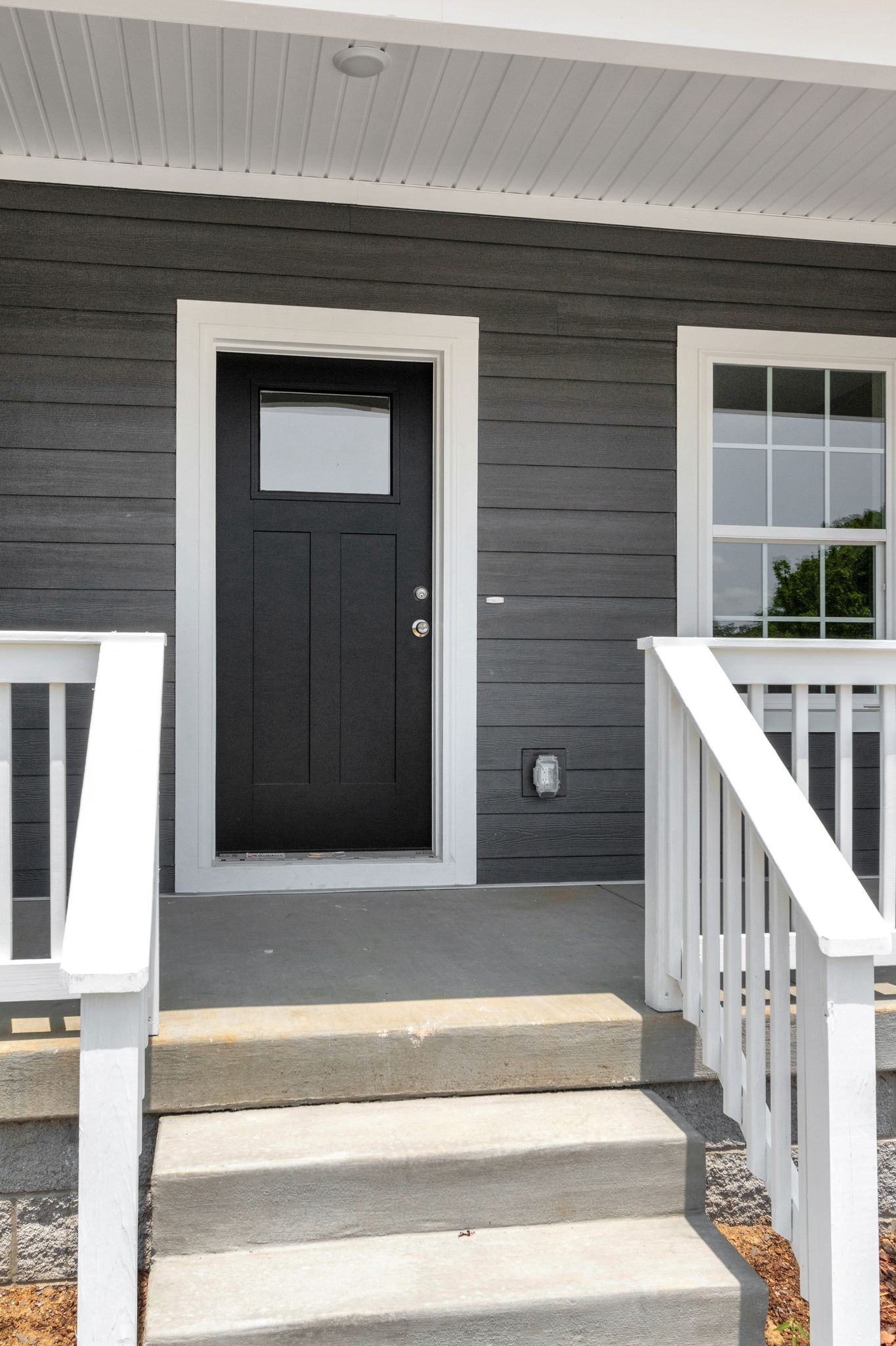1435 Unionville Deason Road Unionville, TN 37180 - Photo 5 of 33 a view of front door of house