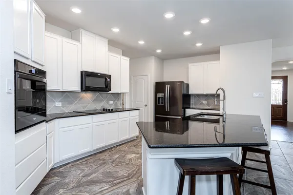 $2,300 | 201 Tordesillas Drive, Georgetown, TX 78626