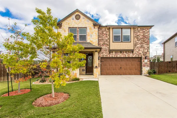 $2,300 | 201 Tordesillas Drive, Georgetown, TX 78626