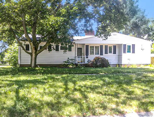 $159,900 | 433 Crestview Street, Flushing, MI 48433