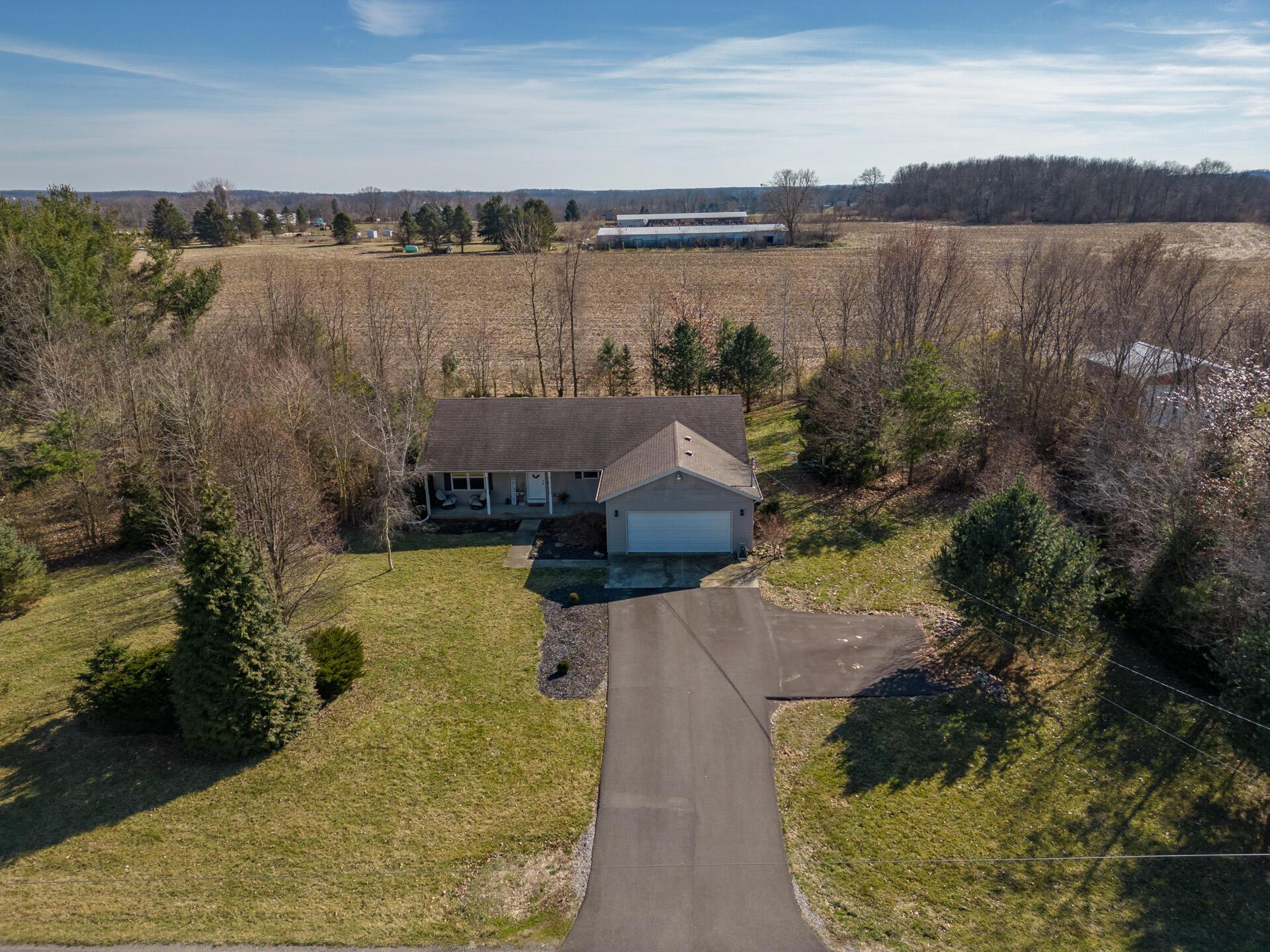 4909 East County Line Road Springfield, OH 45502 - Photo 1 of 32 Drone