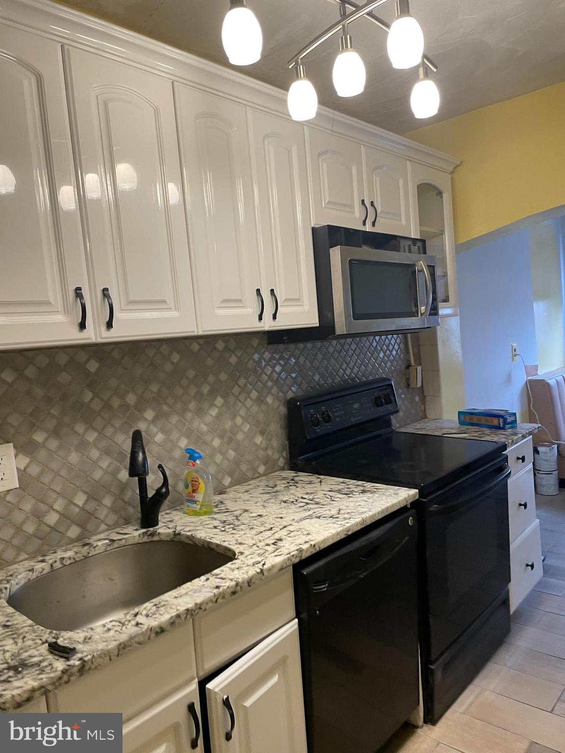 5207 Diamond Street Philadelphia, PA 19131 - Photo 11 of 29