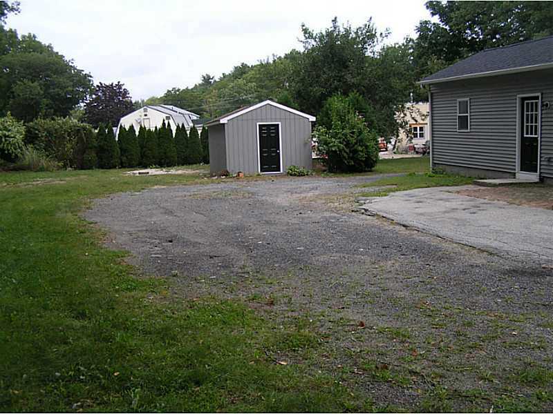 992 Knotty Oak Road Coventry, RI 02816 - Photo 3 of 14 Exterior Front.