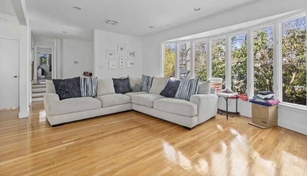 608 Beacon Street Newton, MA 02459 - Photo 2 of 11