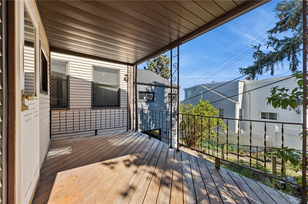 28 Gregory Street Pittsburgh, PA 15203 - Photo 40 of 44 a view of a balcony