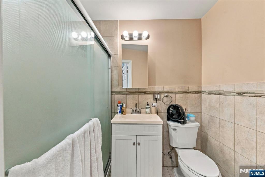 1111 River Road, Unit G16 Edgewater, NJ 07020 - Photo 10 of 29 Gallery Image 10