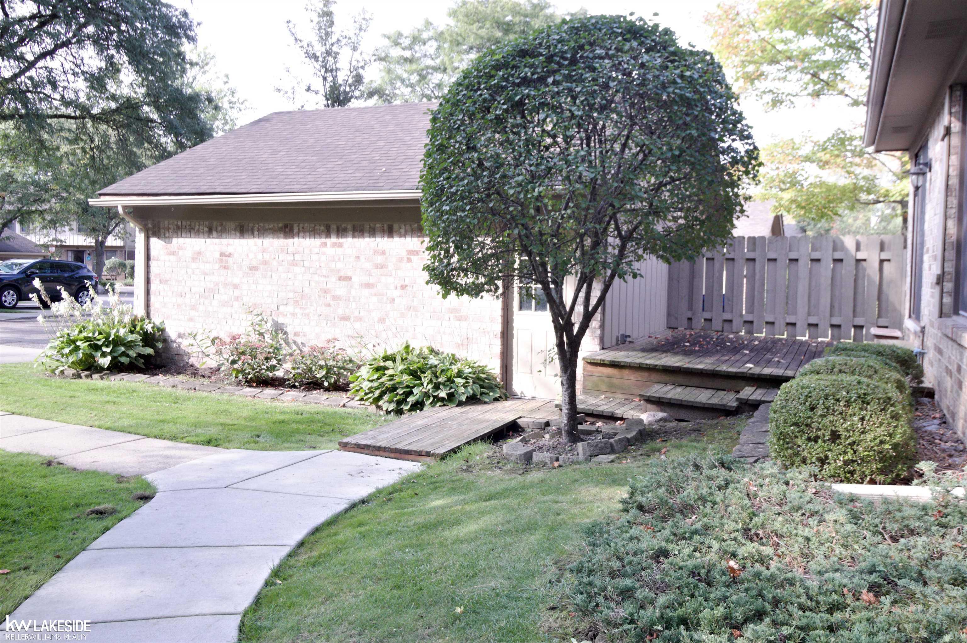 889 Lafayette Court Rochester Hills, MI 48307 - Photo 27 of 27