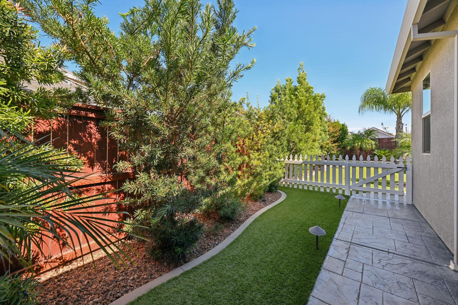 9016 Plympton Loop Roseville, CA 95747 - Photo 72 of 99 Gallery Image 72