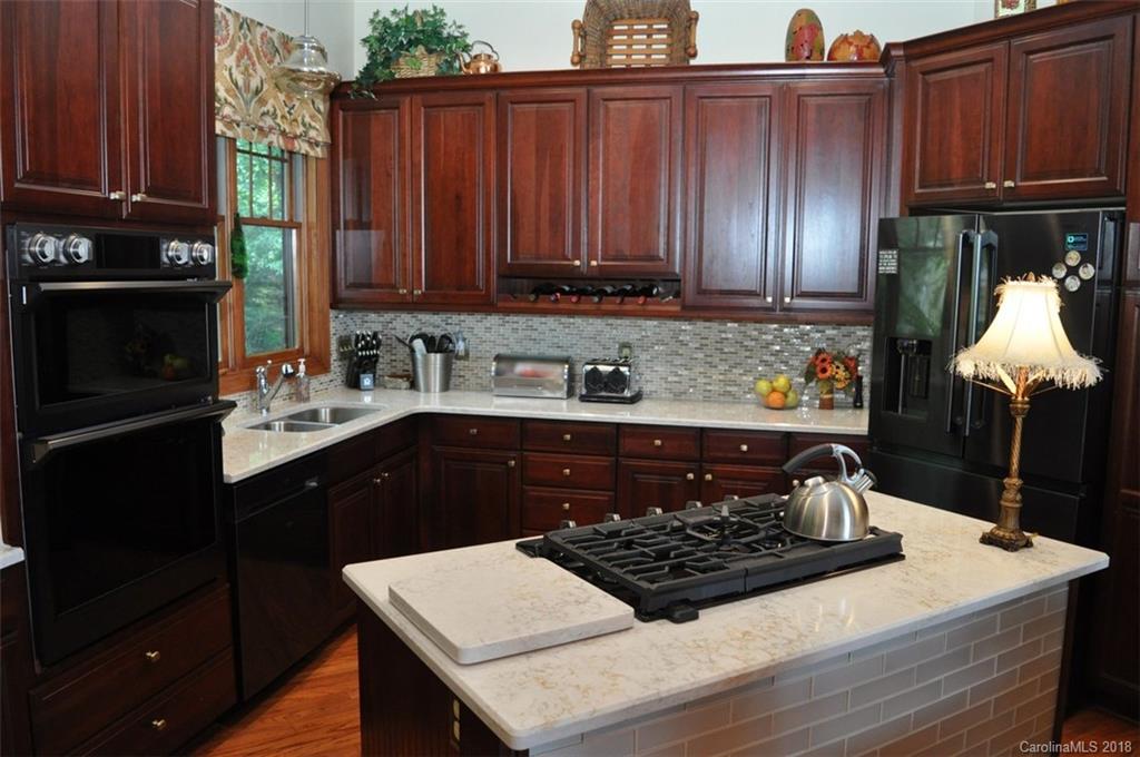 121 Spring Rock Road, Unit C2 Burnsville, NC 28714 - Photo 9 of 21 Gallery Image 9